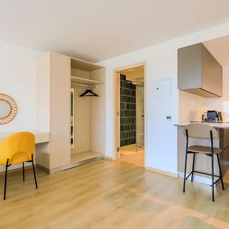 Old Town 63 Apartamento Paphos